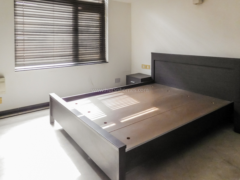 3 BHK Duplex For Rent in New Friends Colony