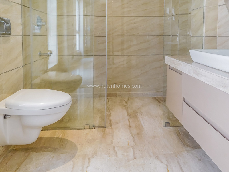 4 BHK Flat For Rent in Anand Niketan