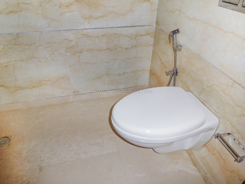 4 BHK Flat For Rent in Anand Niketan