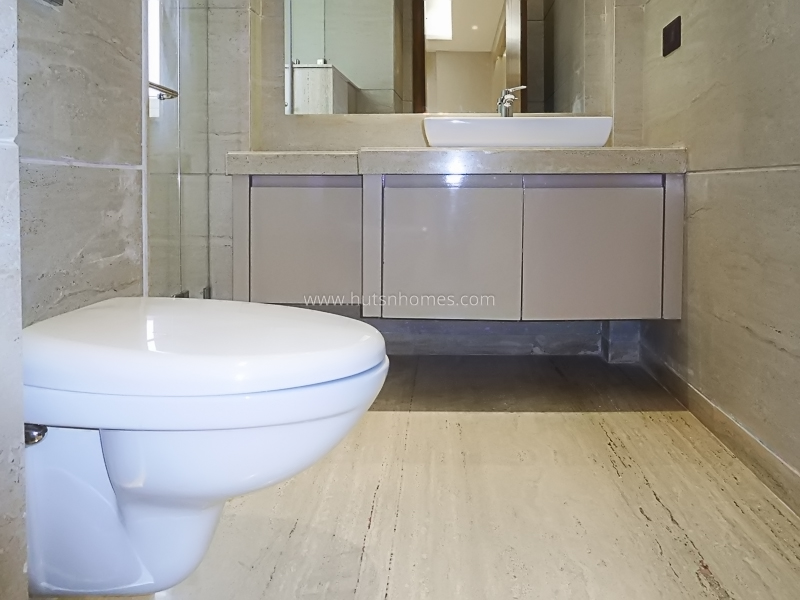 4 BHK Flat For Rent in Anand Niketan