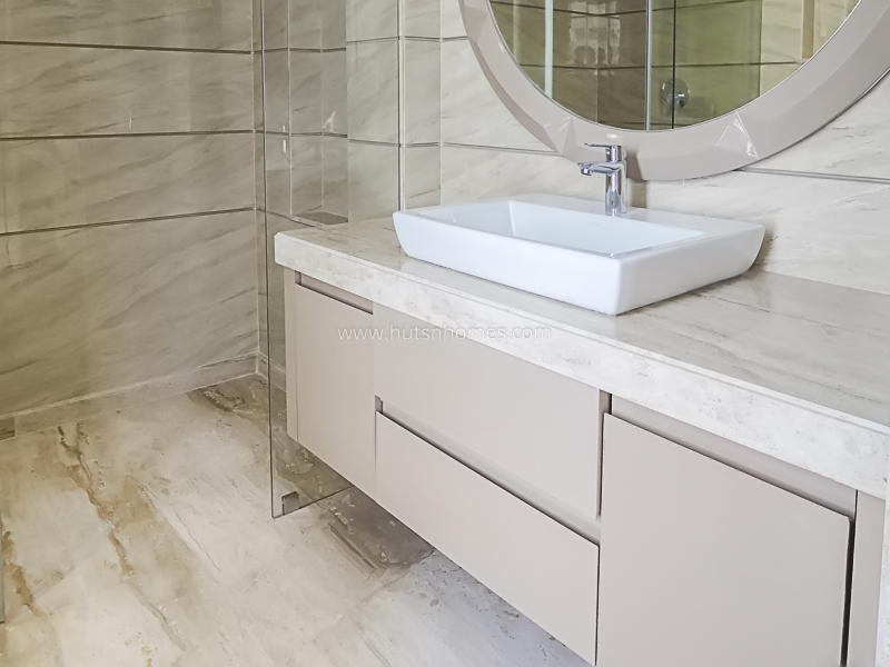 4 BHK Flat For Rent in Anand Niketan