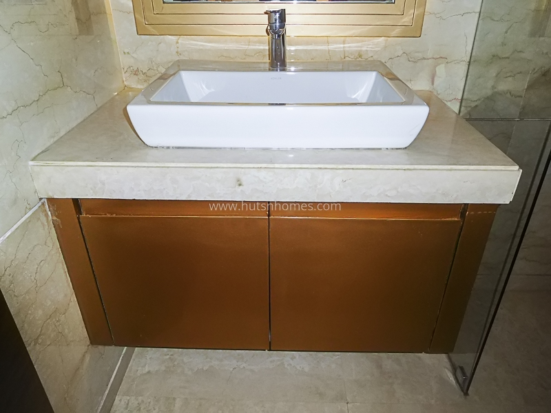 4 BHK Flat For Rent in Anand Niketan