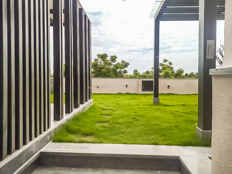 4 BHK Flat For Rent in Vasant Vihar