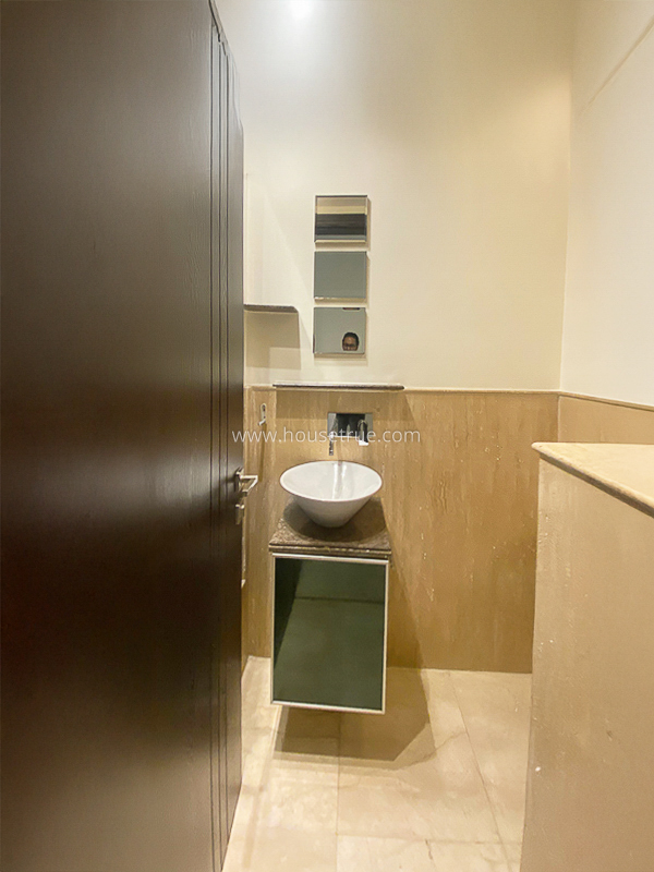 2 BHK Duplex For Rent in Jangpura Extension