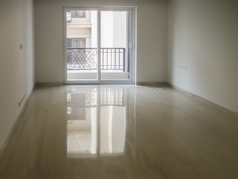 4 BHK Flat For Rent in Vasant Vihar