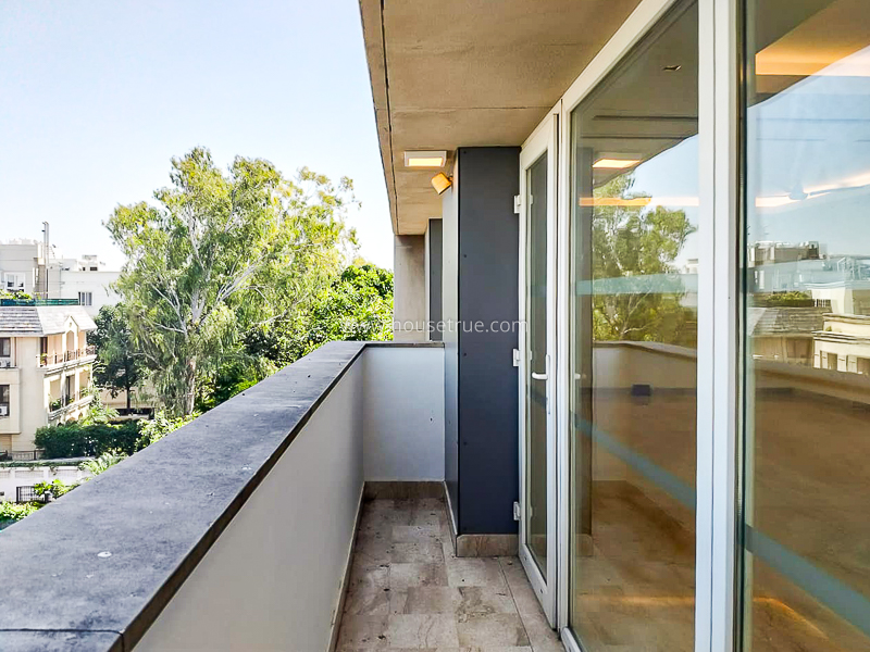 4 BHK Flat For Rent in Vasant Vihar