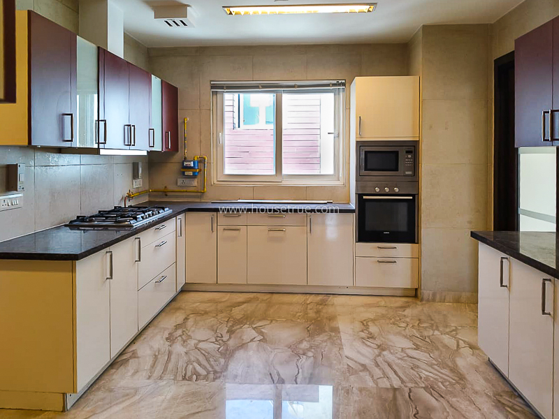 4 BHK Flat For Rent in Vasant Vihar