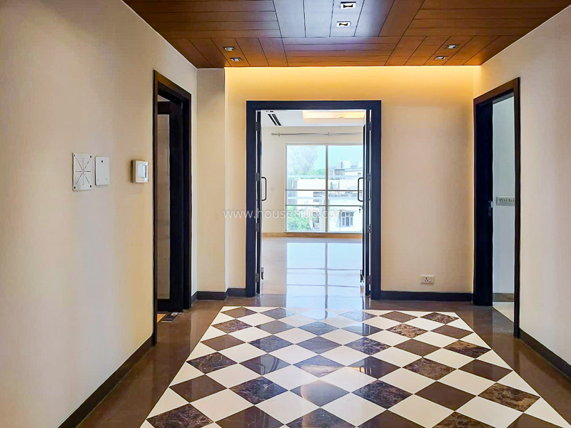 4 BHK Flat For Rent in Vasant Vihar