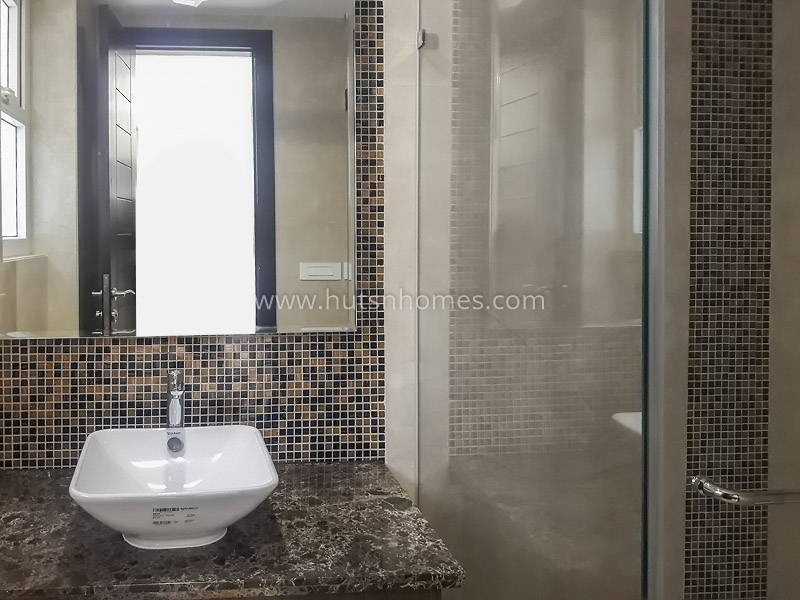 4 BHK Builder Floor For Rent in Vasant Vihar