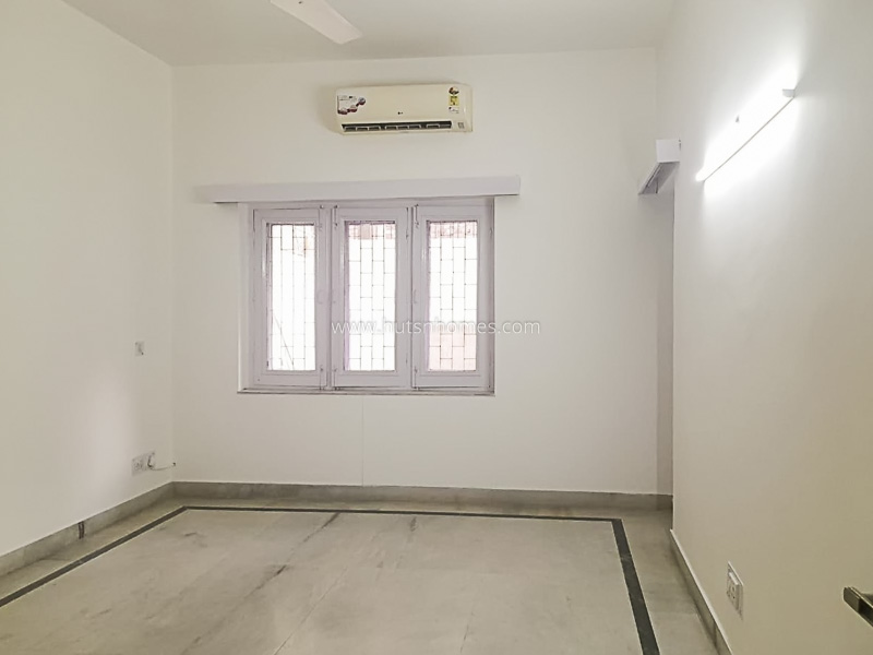 3 BHK Flat For Rent in Vasant Vihar