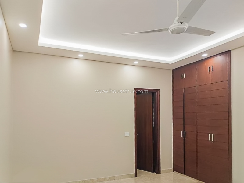 4 BHK Flat For Rent in Vasant Vihar