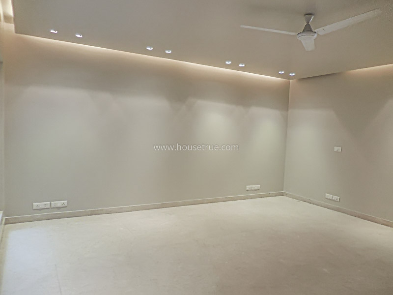 4 BHK Flat For Rent in Hauz Khas