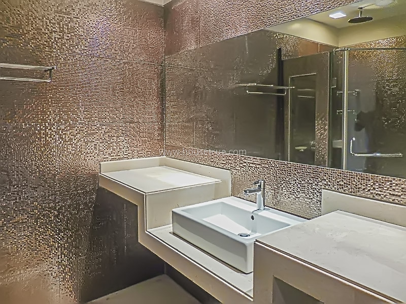 4 BHK Flat For Rent in Hauz Khas