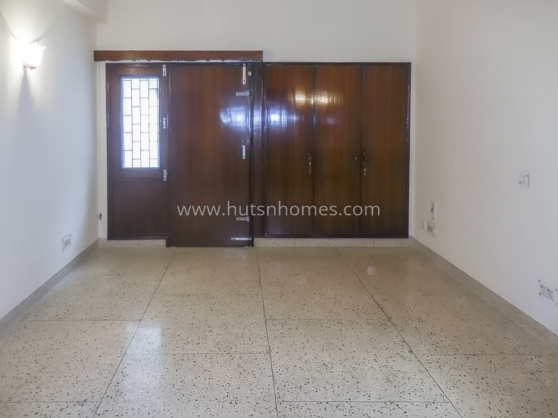 5 BHK House For Rent in Vasant Vihar