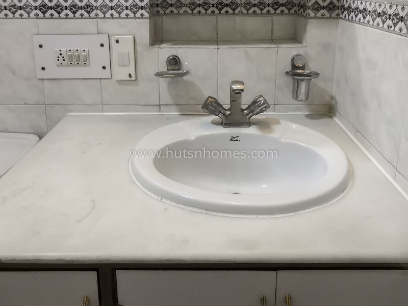 5 BHK House For Rent in Vasant Vihar