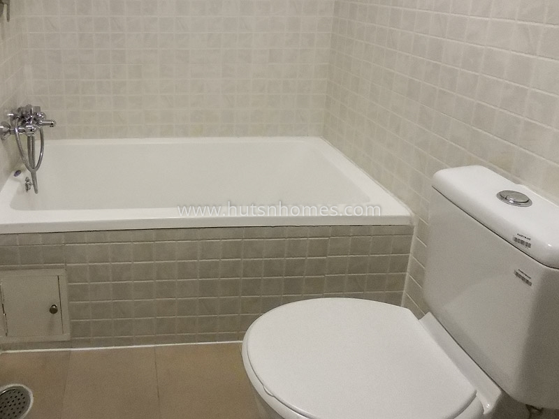 5 BHK House For Rent in Vasant Vihar