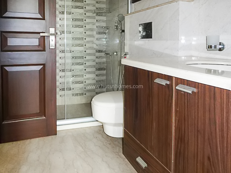 3 BHK Flat For Rent in Greater Kailash Part 2