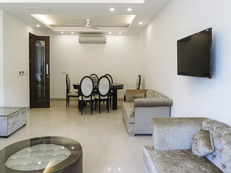 4 BHK Flat For Rent in Vasant Vihar