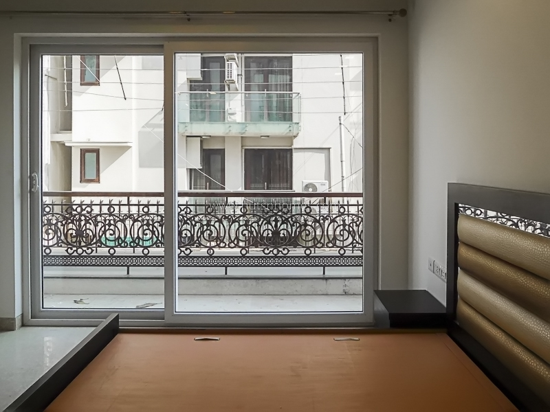 4 BHK Flat For Rent in Vasant Vihar