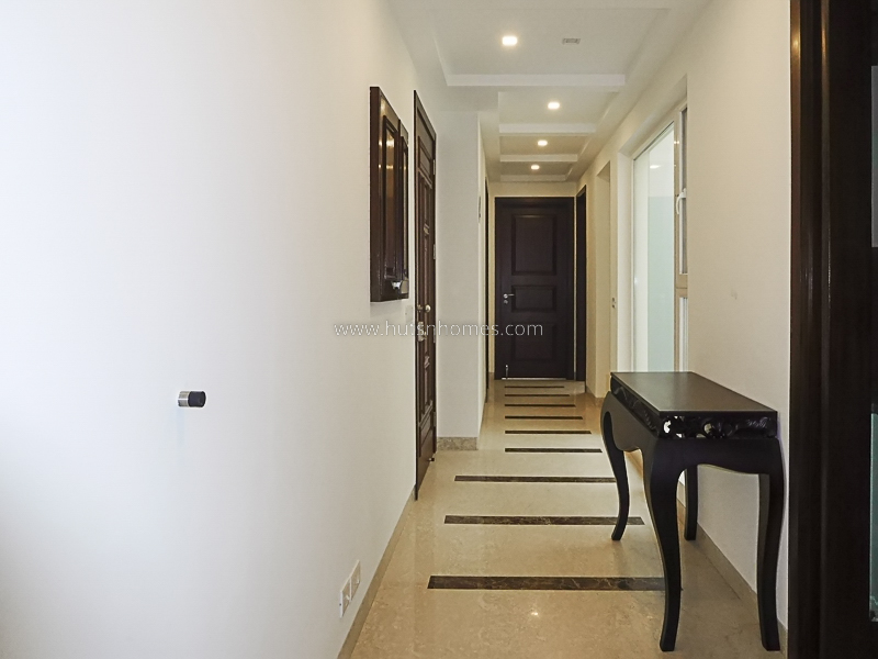 4 BHK Flat For Rent in Vasant Vihar