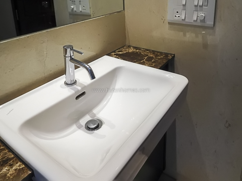 4 BHK Flat For Rent in Vasant Vihar