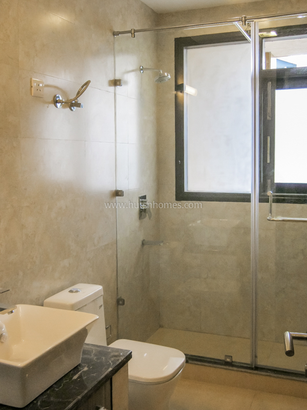 4 BHK Flat For Rent in Greater Kailash Part 2