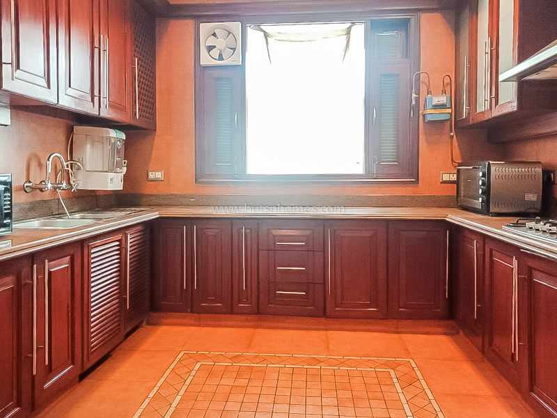 4 BHK Flat For Rent in Vasant Vihar