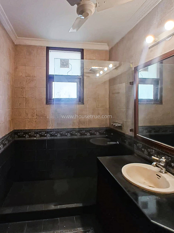 3 BHK Flat For Rent in Greater Kailash Part 1