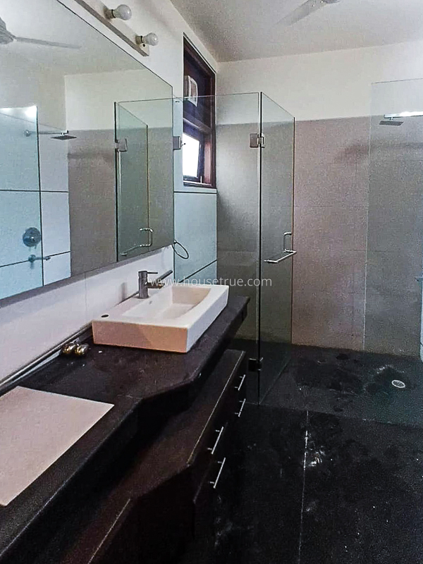 3 BHK Flat For Rent in Greater Kailash Part 1