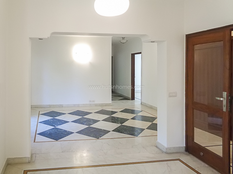 4 BHK Flat For Rent in Greater Kailash Part 2