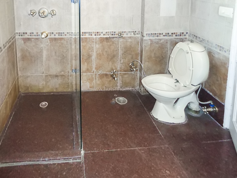 4 BHK Flat For Rent in Greater Kailash Part 2