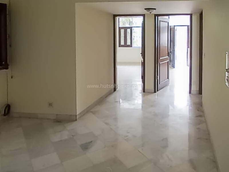 4 BHK Flat For Rent in Panchsheel Park