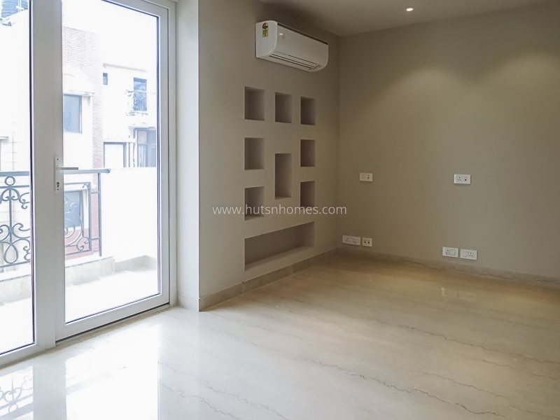 3 BHK Builder Floor For Rent in Anand Niketan