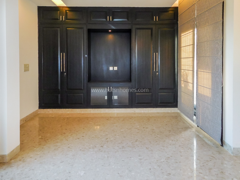3 BHK Flat For Rent in Vasant Vihar