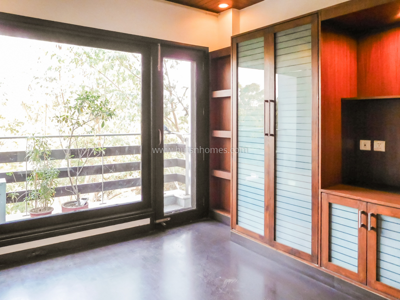 3 BHK Flat For Rent in Vasant Vihar