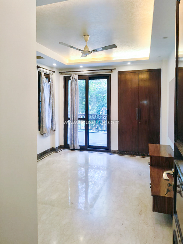 4 BHK Flat For Rent in Greater Kailash Part 2