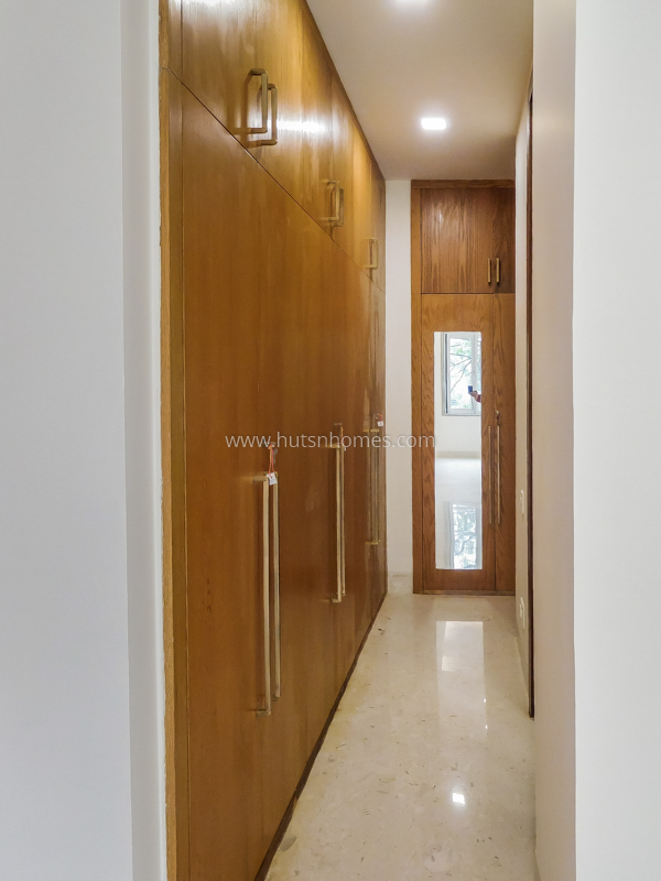 3 BHK Flat For Rent in Panchsheel Park