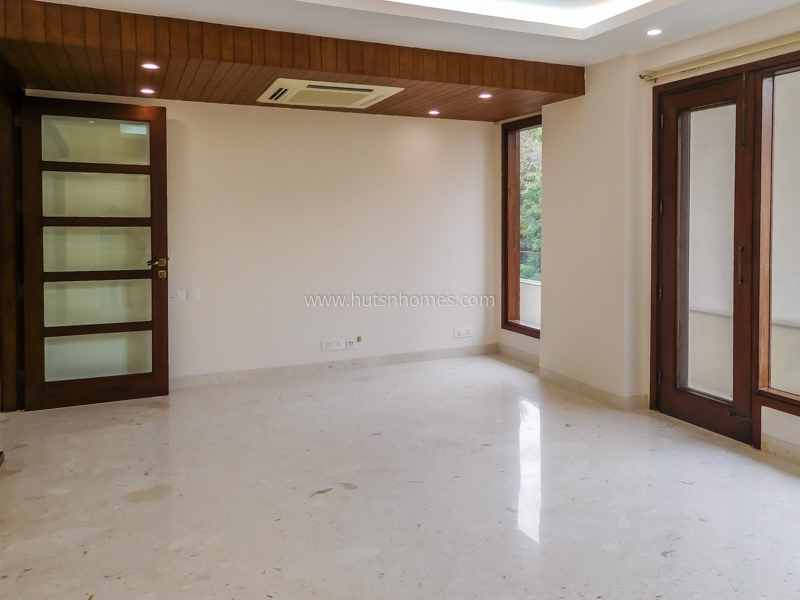 3 BHK Flat For Rent in Panchsheel Park