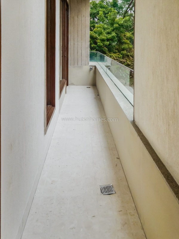 3 BHK Flat For Rent in Panchsheel Park