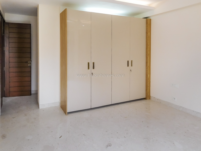 3 BHK Flat For Rent in Panchsheel Park