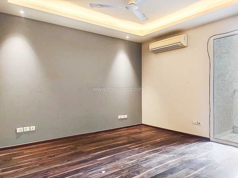 4 BHK Flat For Rent in Vasant Vihar