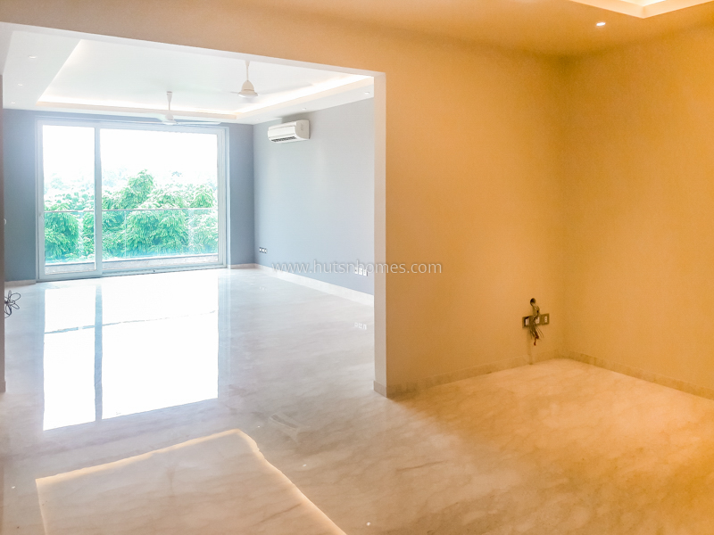 4 BHK Flat For Rent in Vasant Vihar