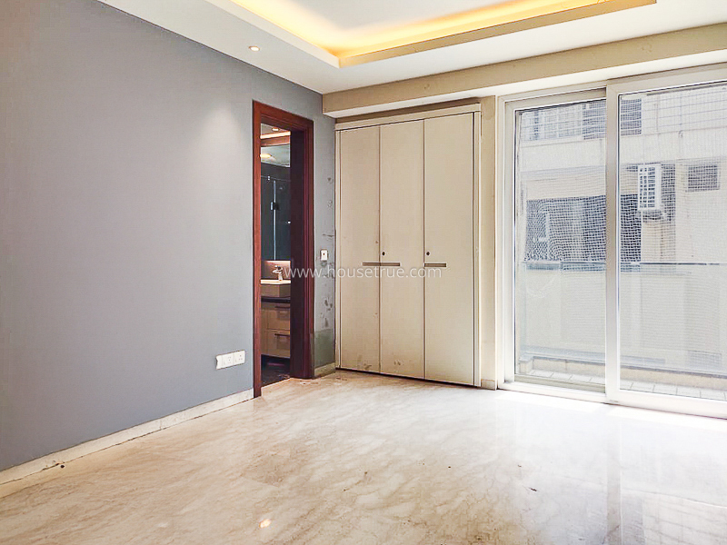 4 BHK Flat For Rent in Vasant Vihar