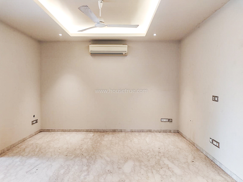 4 BHK Flat For Rent in Vasant Vihar