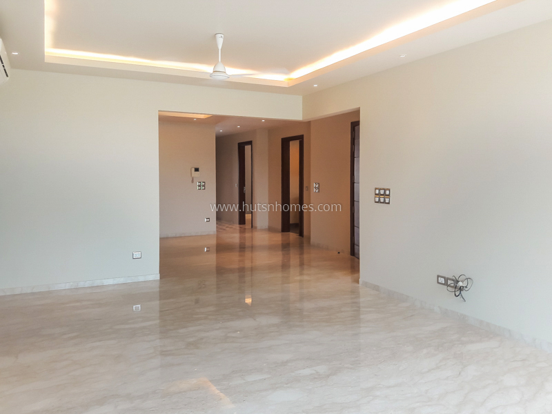 4 BHK Flat For Rent in Vasant Vihar