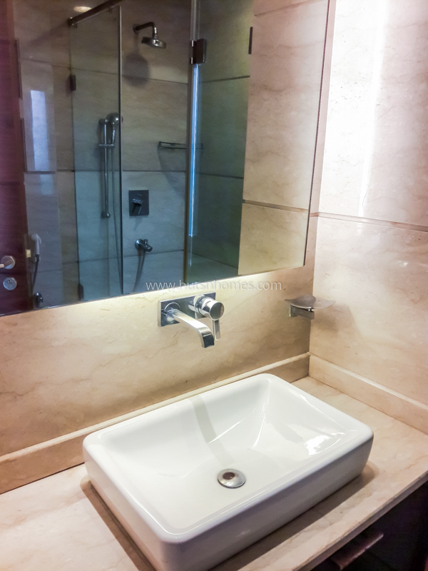 4 BHK Flat For Rent in Vasant Vihar