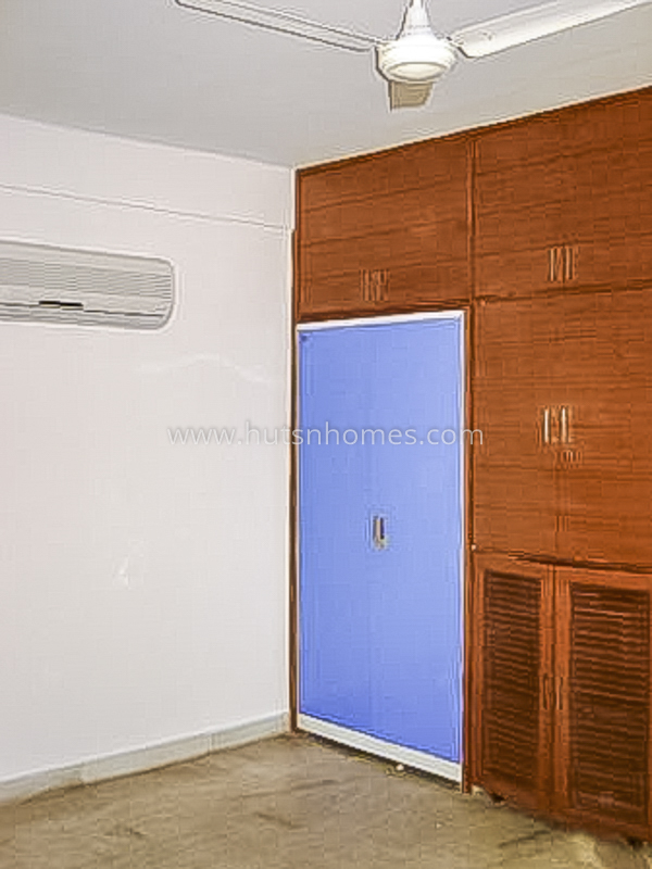 3 BHK Flat For Rent in Vasant Vihar