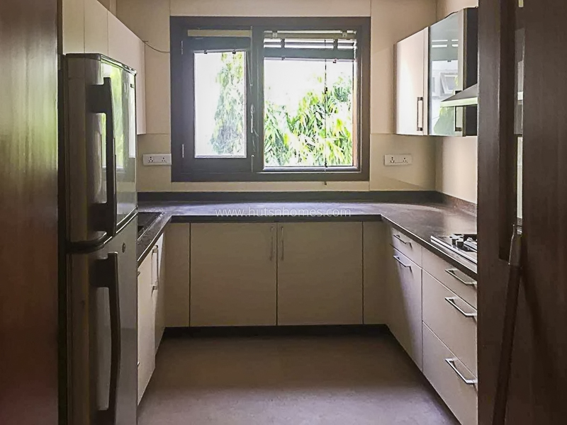 4 BHK Duplex For Rent in Vasant Vihar