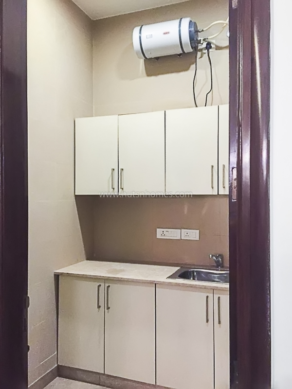 4 BHK Duplex For Rent in Vasant Vihar