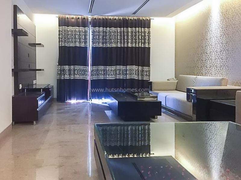 4 BHK Duplex For Rent in Vasant Vihar